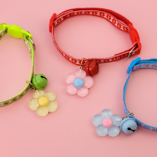 Mokka - Embroidered Flower Bell Cat Collar