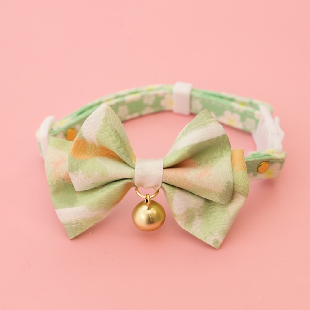 Mokka - Adjustable Bow Tie Bell Pet Cat Collar