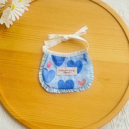 Mokka - Heart Print Tie On Cat Bib