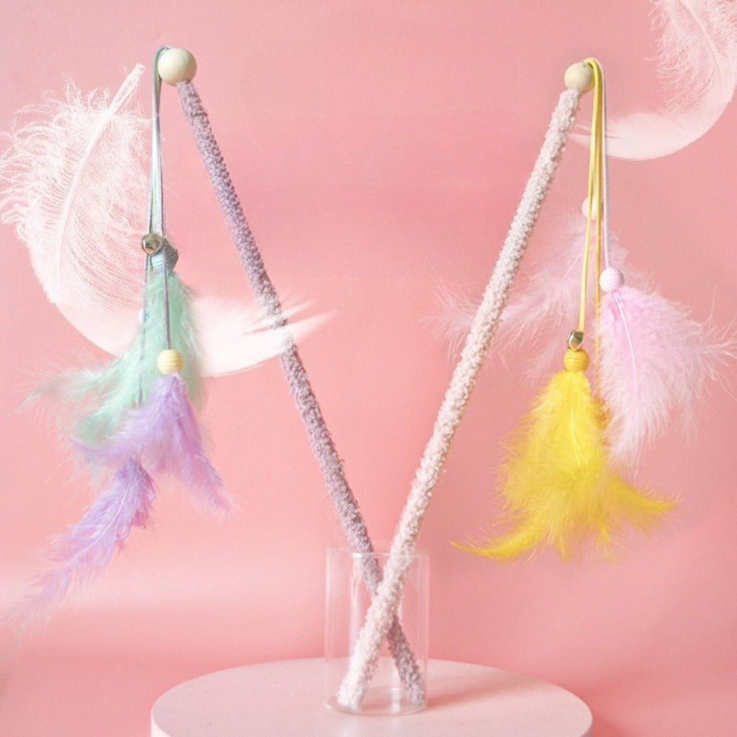 Moo - Interactive Feather Wand for Cats