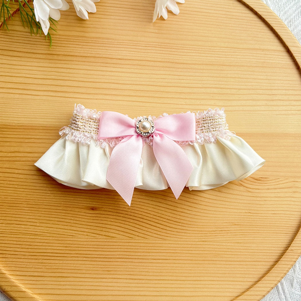 Mokka - Bow Ruffle Cat Decorative Bib