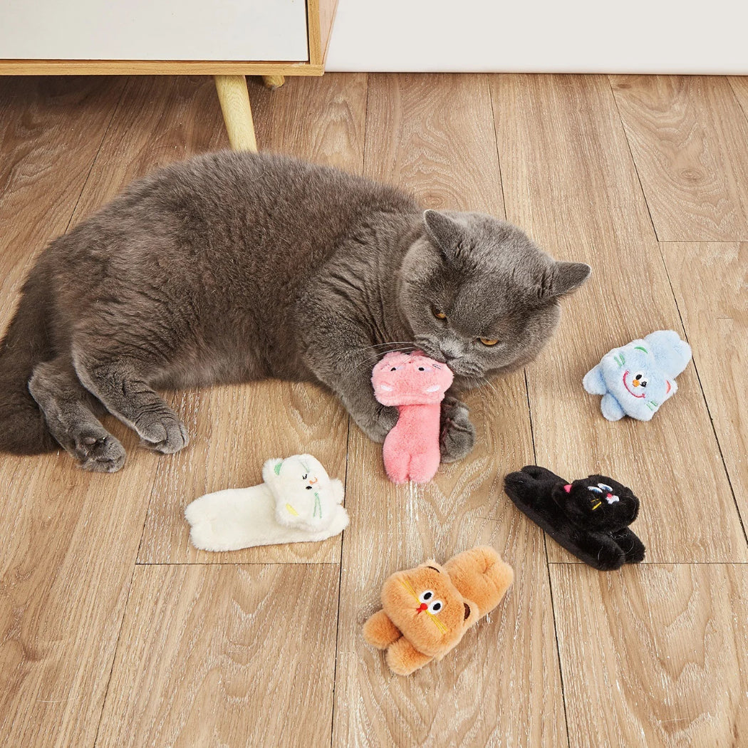 Moo - Cute Plush Cat Shaped Cat Toy