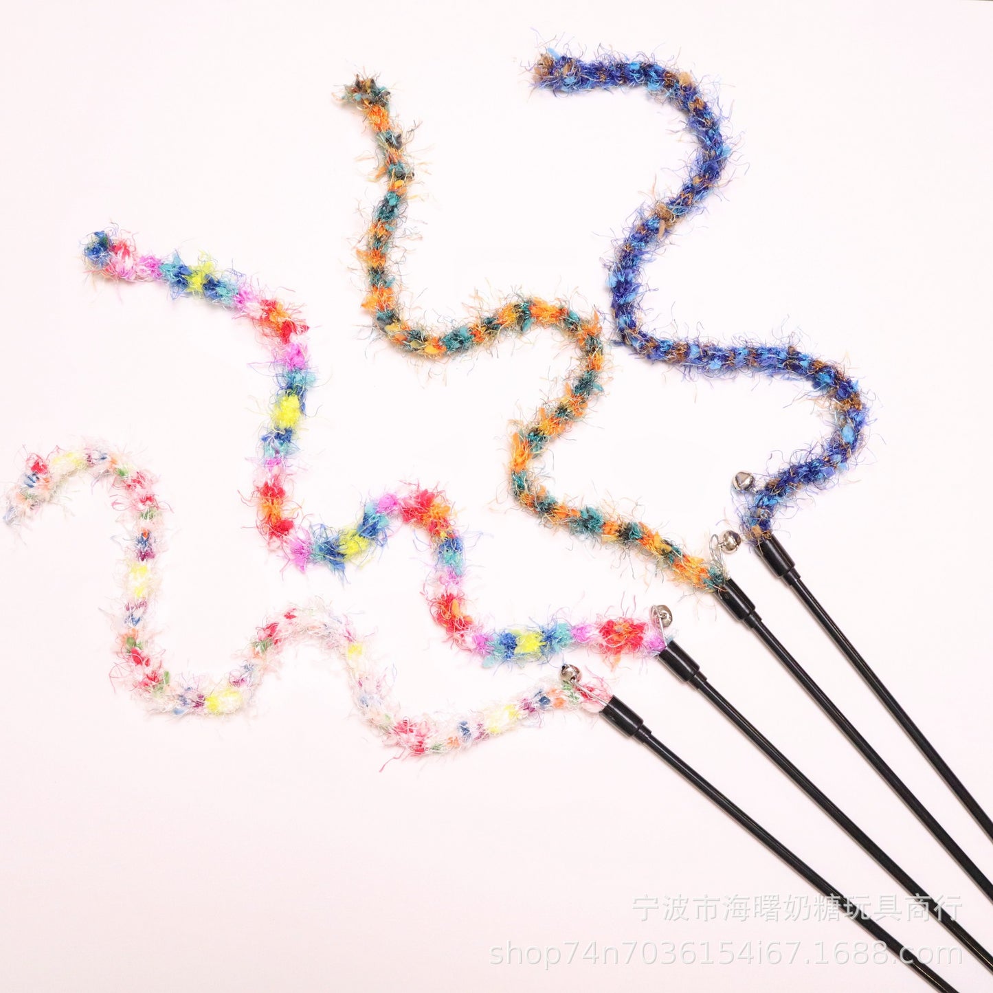 Moo - Fuzzy Cord Wand Cat Toy