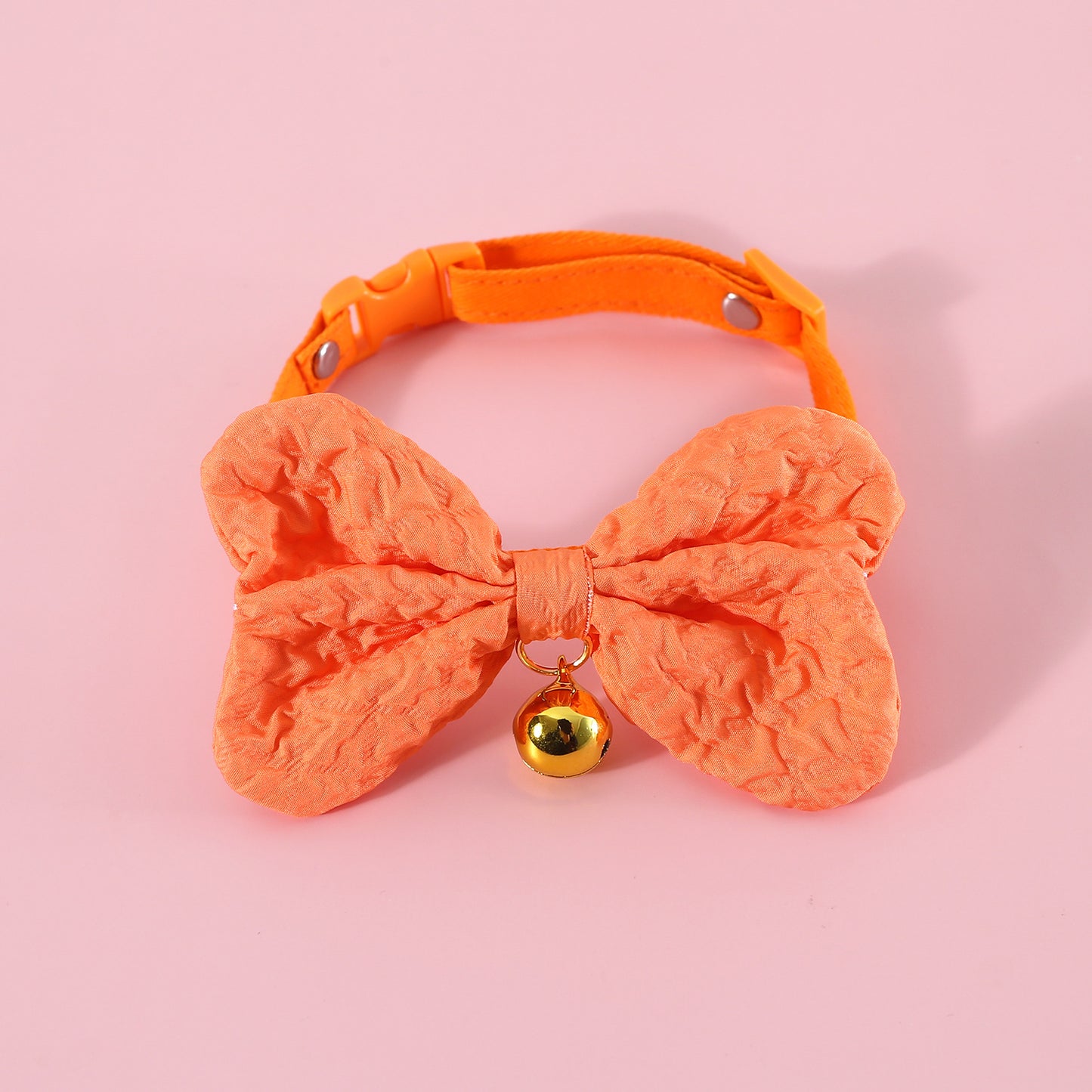 Mokka - Colorful Bow Tie Cat Collar