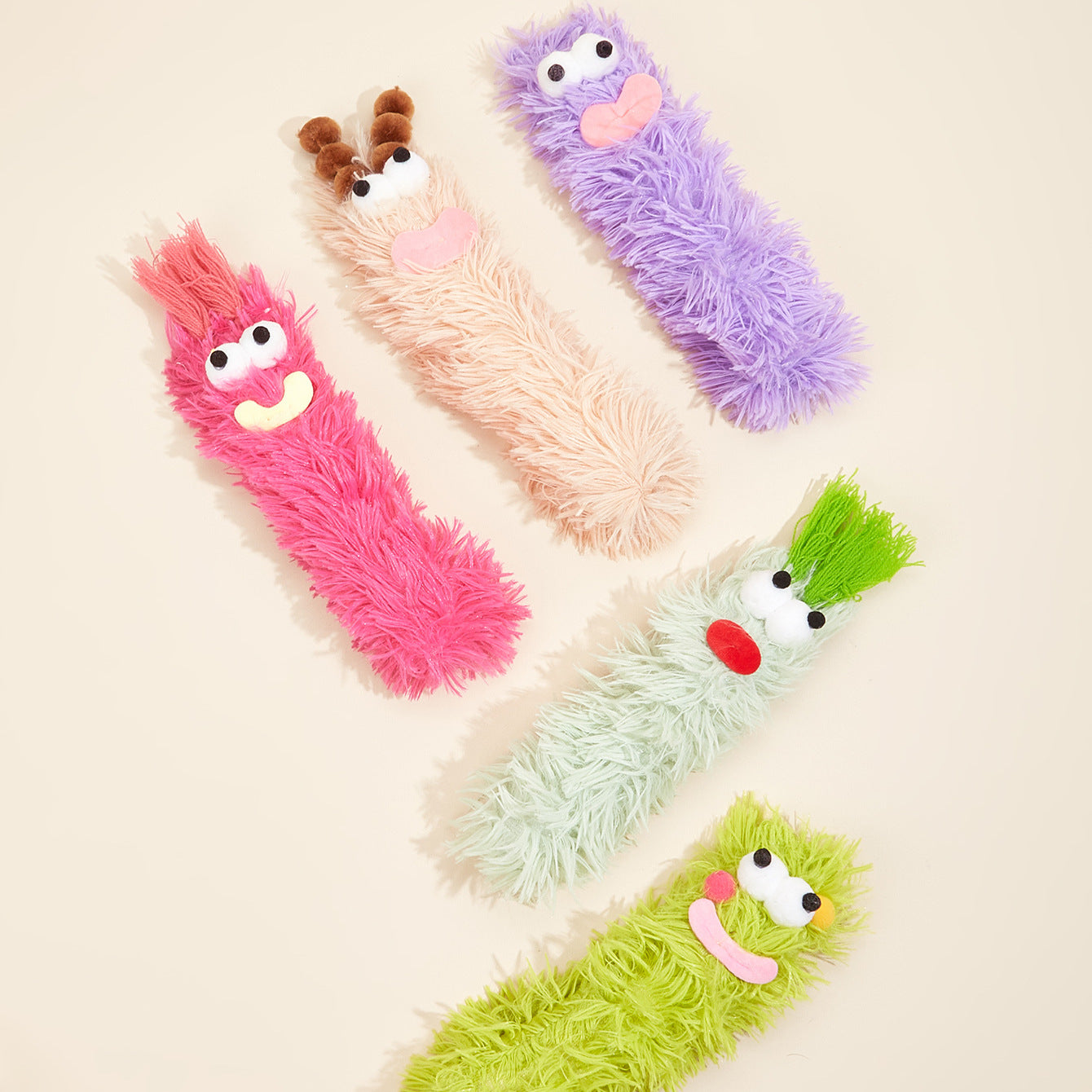 Moo - Fluffy Plush Caterpillar Cat Toy – Soft & Interactive