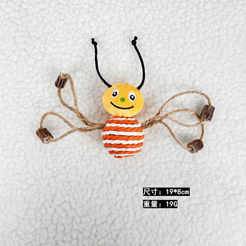 Moo - Smiling Rope-Wrapped Insect-Shaped Cat Toy