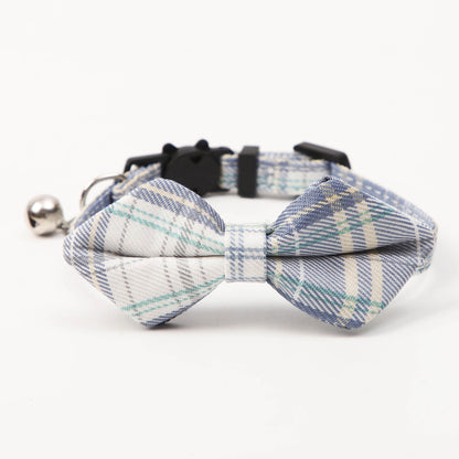 Side view of Mokka adjustable plaid bow tie cat collar highlighting bow tie shape