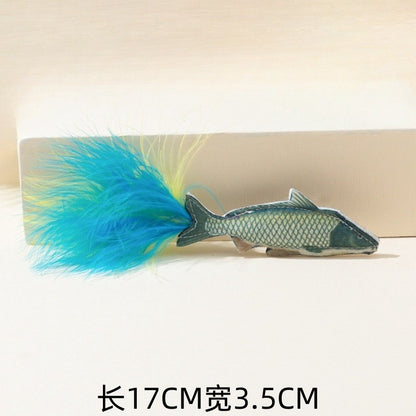 Moo - Feather-Tail fish-shaped cat toy