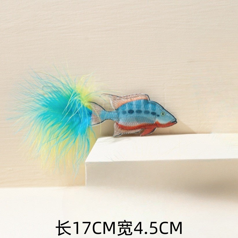 Moo - Feather-Tail fish-shaped cat toy
