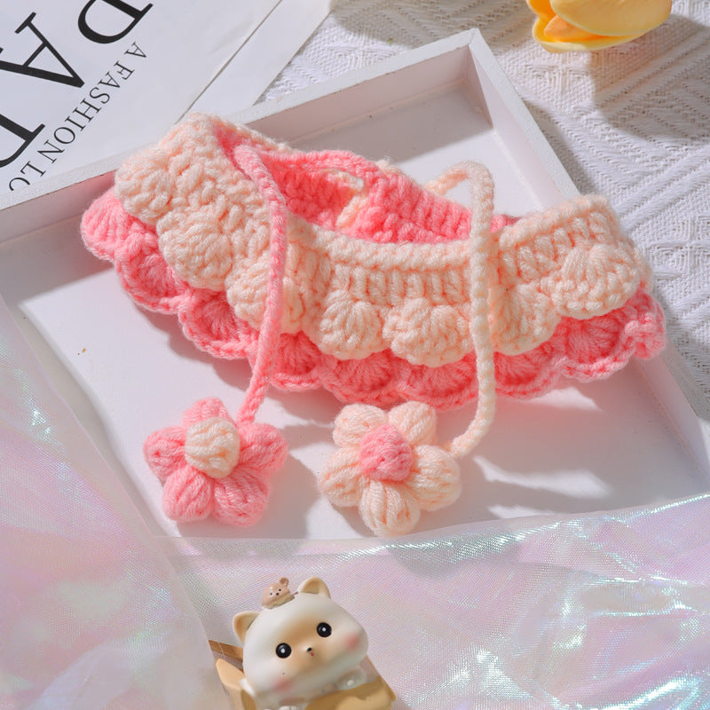 Mokka - Pink Flower Knit Collar