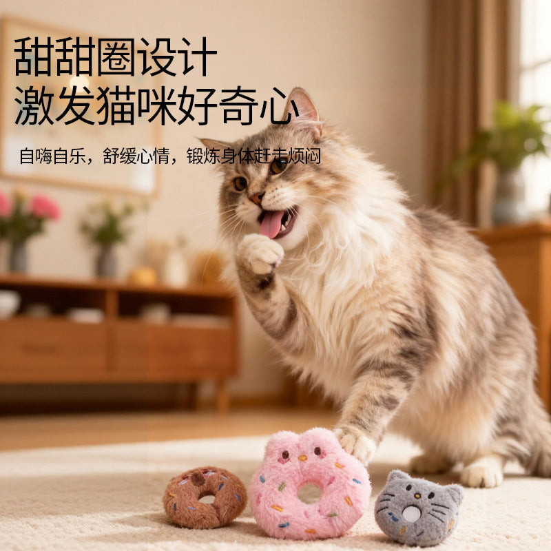 Moo - Fuzzy Sprinkle Ring Cat Toy