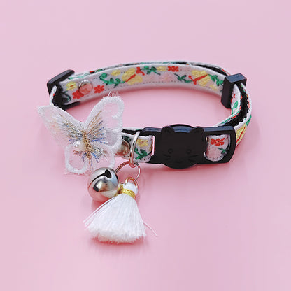 Side view of Mokka Butterfly Anti-Choking Adjustable Cat Collar with butterfly detail