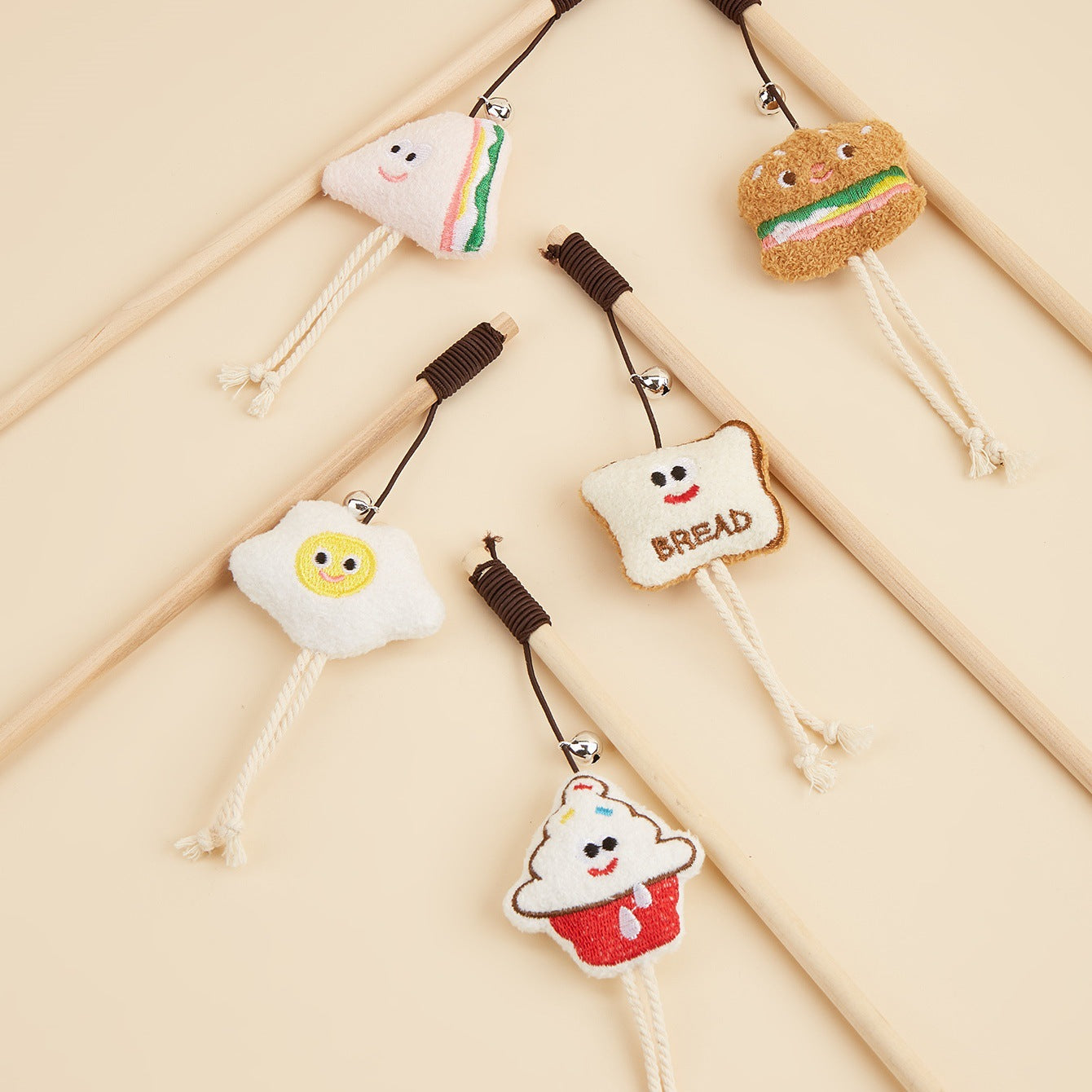 Moo - Food-Shaped Charm cat teaser wand