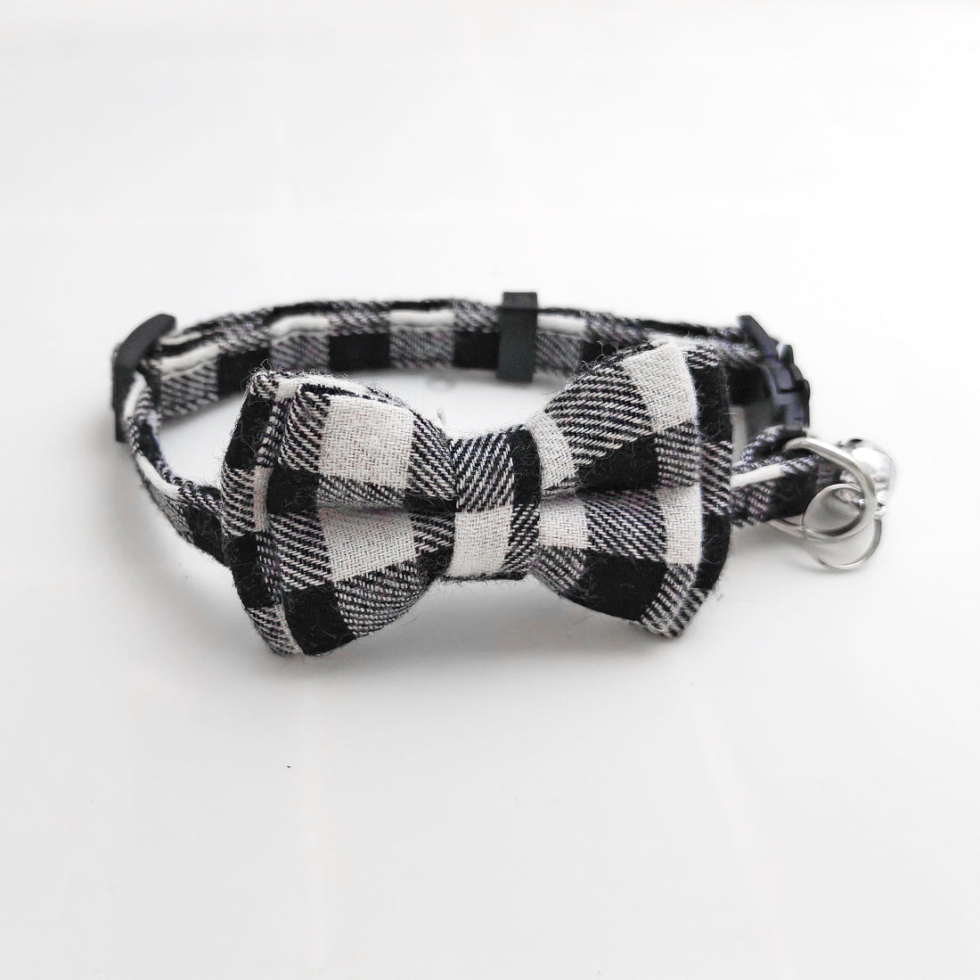 Mokka check bow tie cat collar with safety release buckle and D-ring for tags