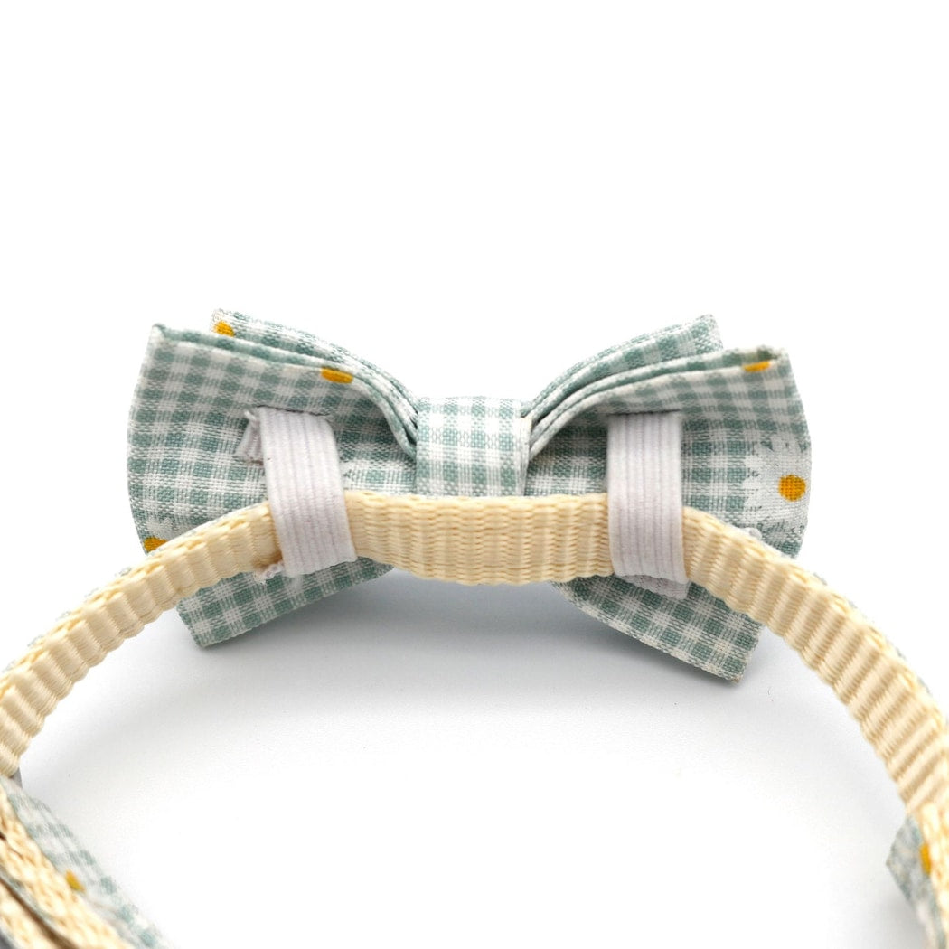 Mokka - Casual Plaid Bell Bow Accent Cat Collar
