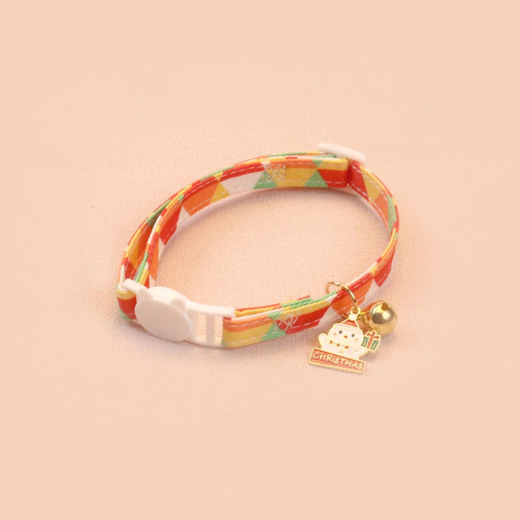 Mokka - Christmas Geometric Triangle Breakaway Cat Collar