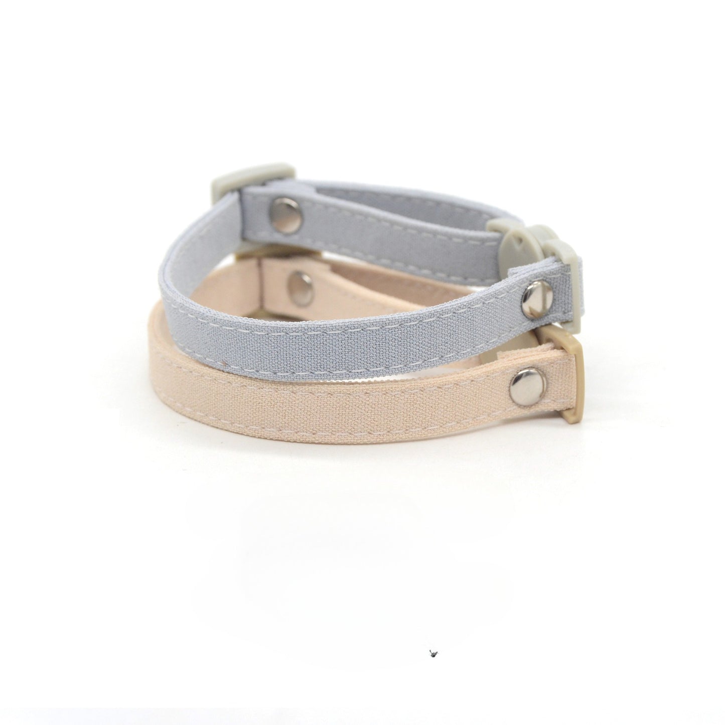 Close-up of Mokka cat collar showing adjustable strap and breakaway breakaway clasp