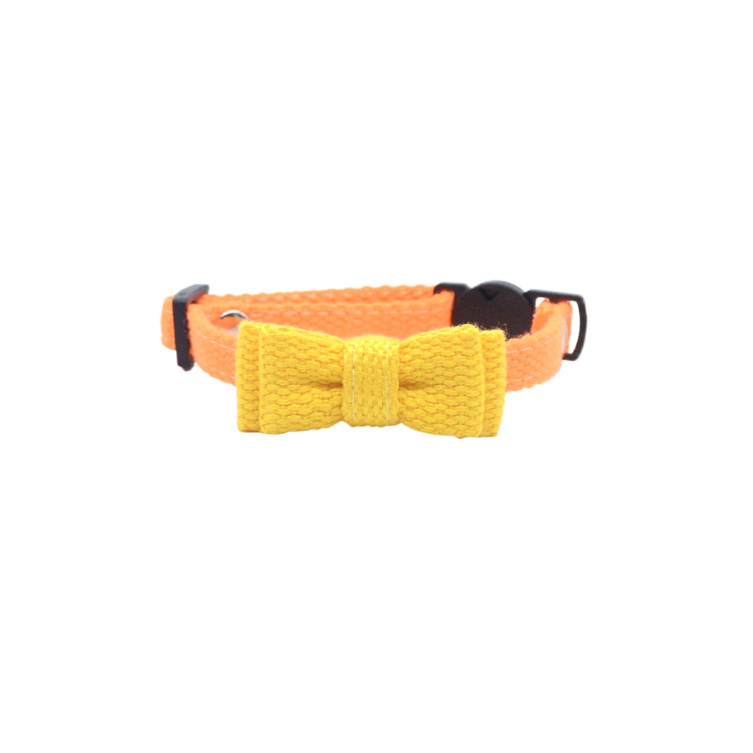 Mokka textured bow cat collar photographed with natural lighting on wooden surface