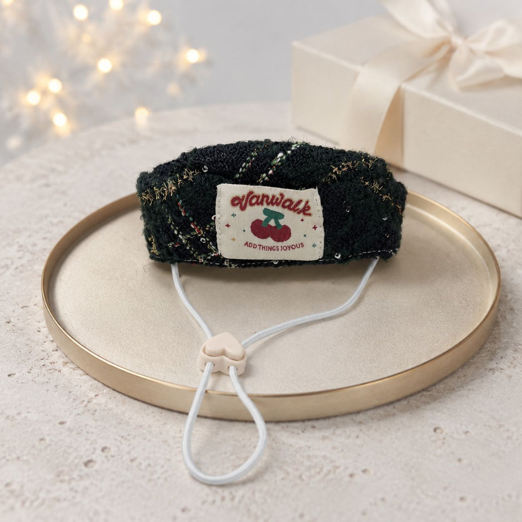 Mokka - Christmas Dog Hat and Collar Set