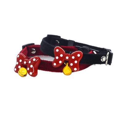 Mokka cat collar with white polka dots and a bow, designed as a breakaway safety collar