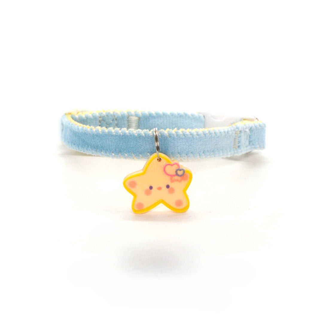 Mokka Simple Star Charm Collar styled with casual outfit on a model