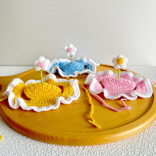 Ozzie - Flower Accent Ruffle Edge Pet Hat
