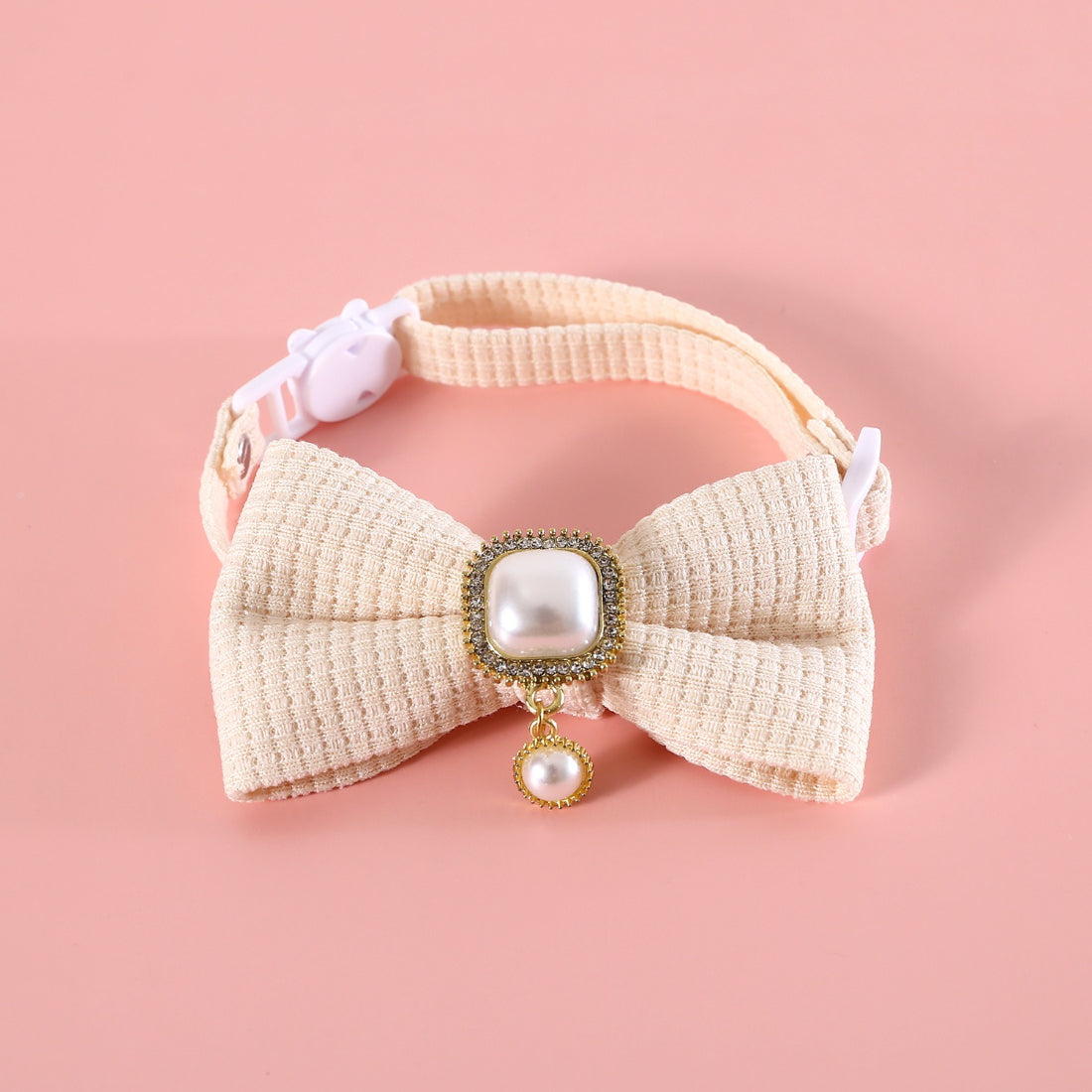 Mokka vintage style bow cat collar photographed on white background