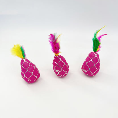 Moo – Feathered Cat Toy