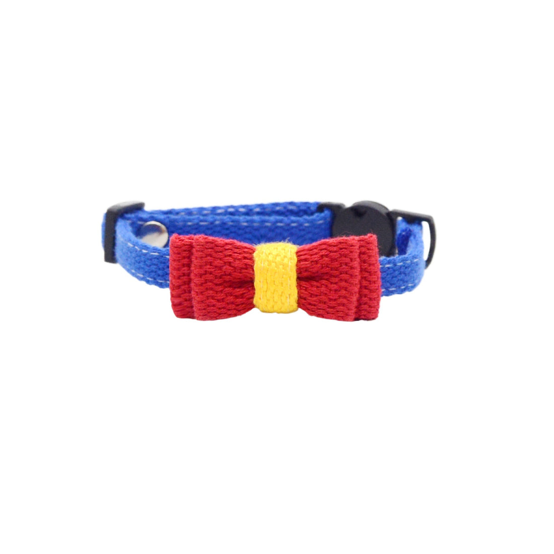 Top view of Mokka textured bow cat collar highlighting bow detail