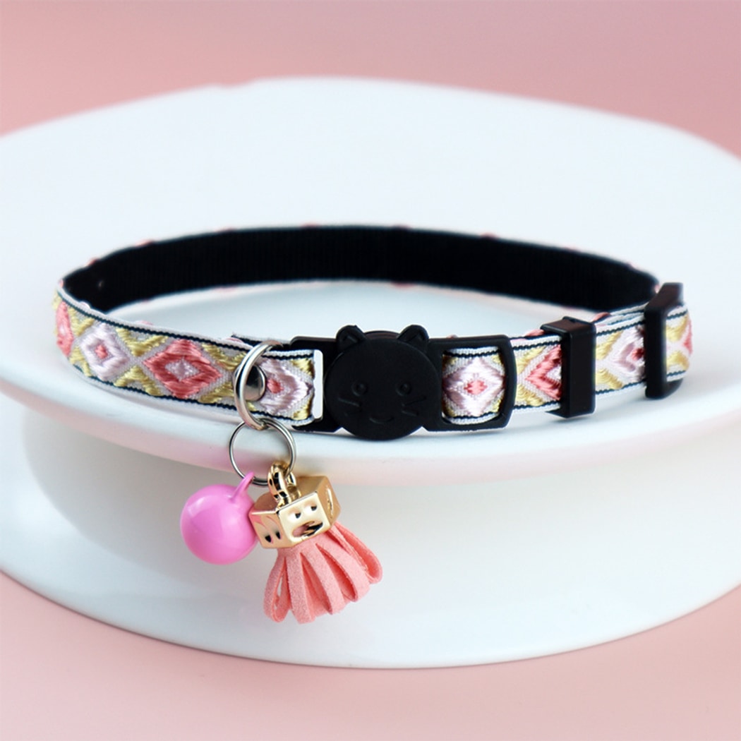 Mokka - Embroidered Pattern Decorative Cat Collar