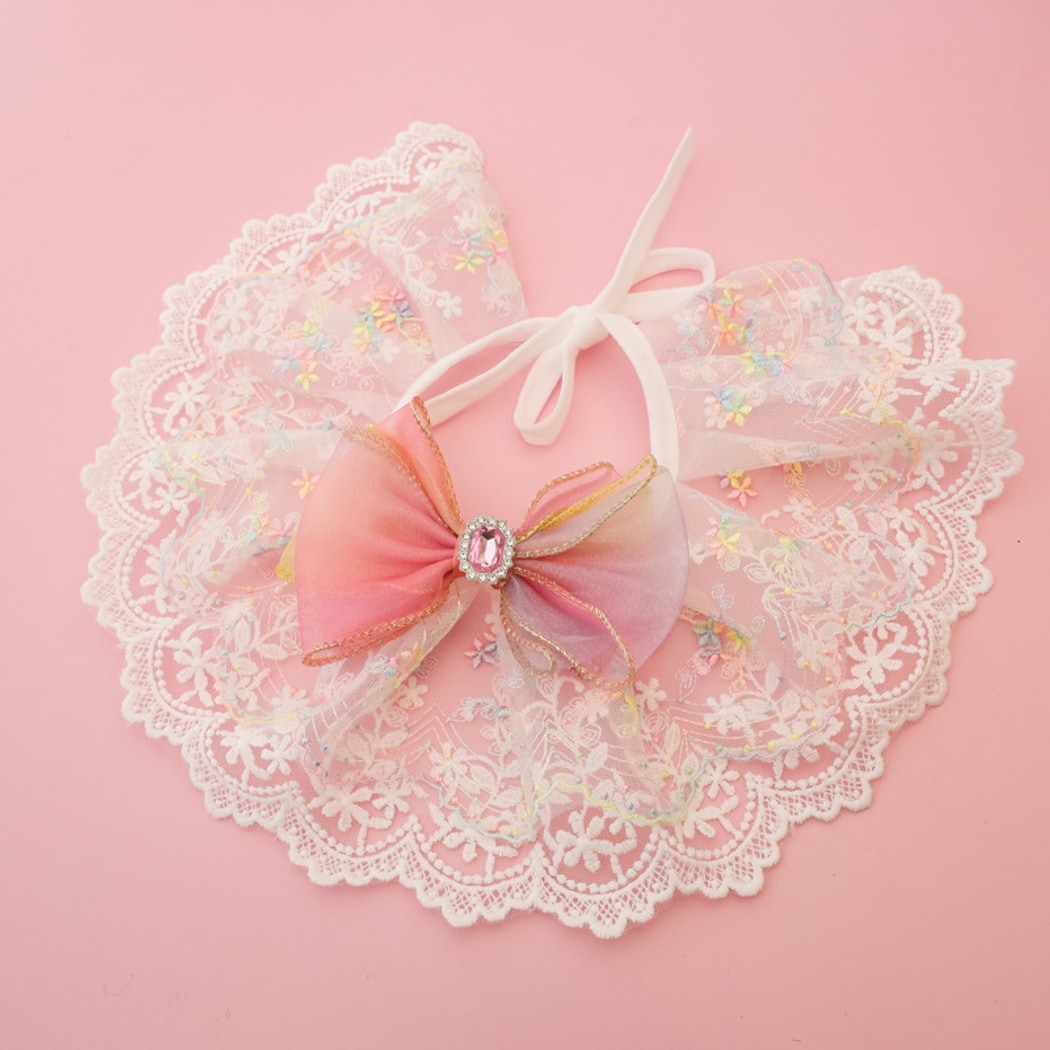 Mokka - Scalloped Lace Bow Accent Cat Collar