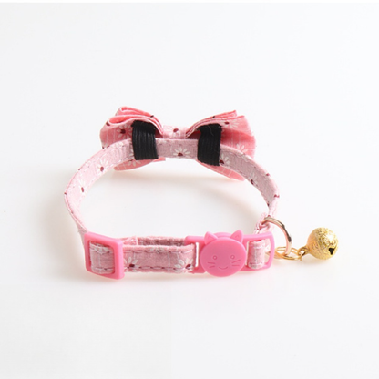 Mokka floral cat collar packaging with bowtie and bandana style images