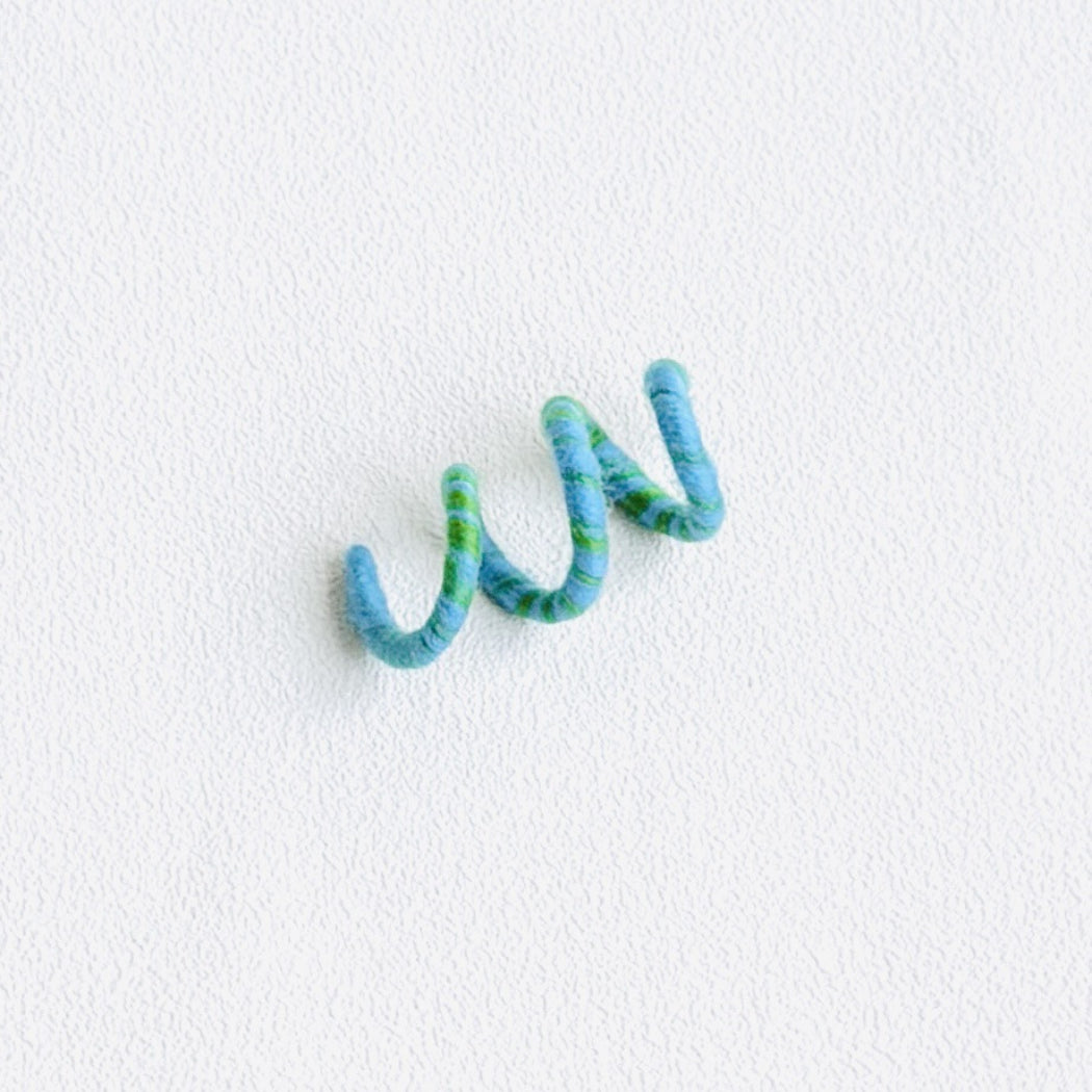 Moo - Colorful Worm Cat Toy