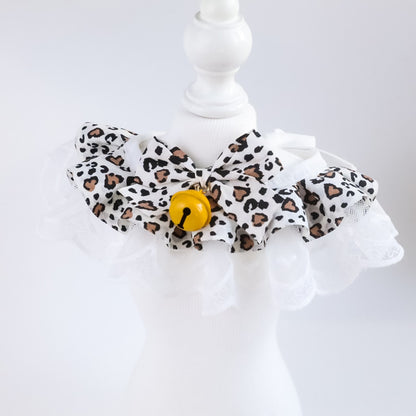 Mokka - Lace Ruffle Bow Bell Decorative Cat Collar