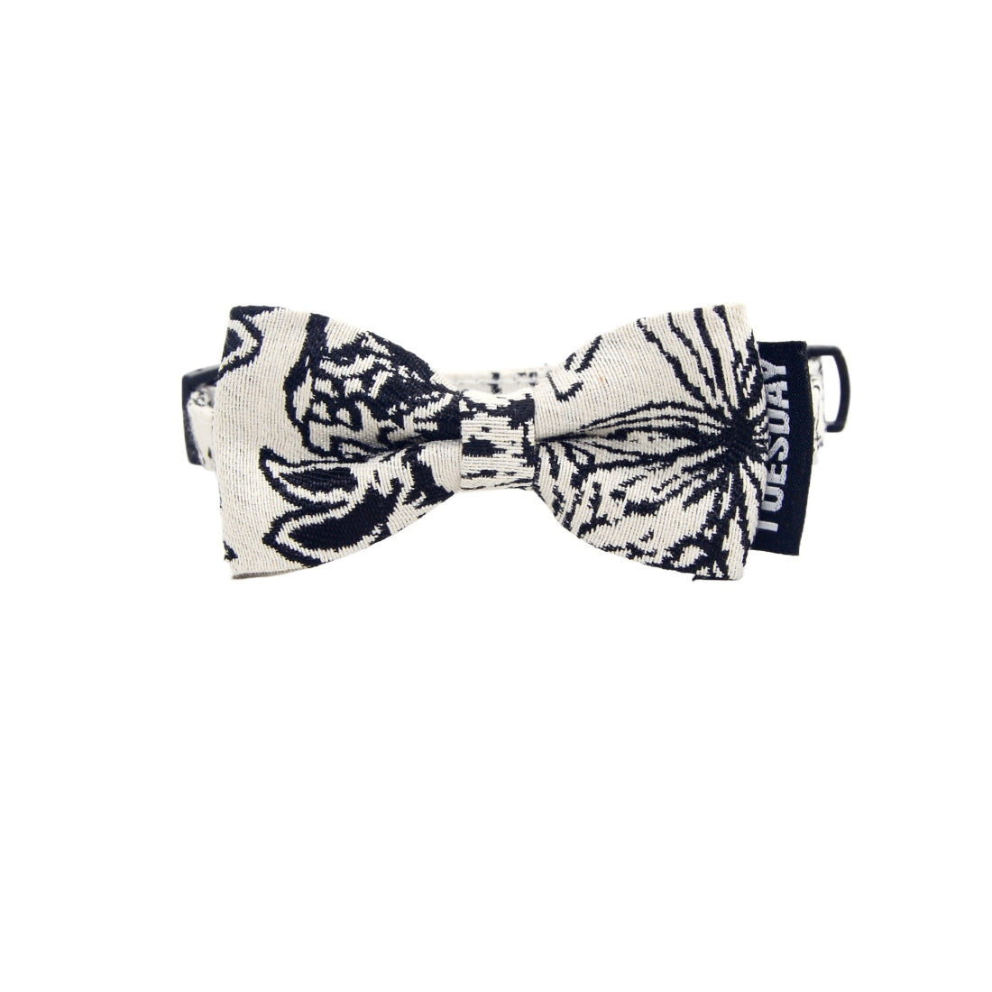 Monochrome bow breakaway cat collar in black and white with adjustable strap