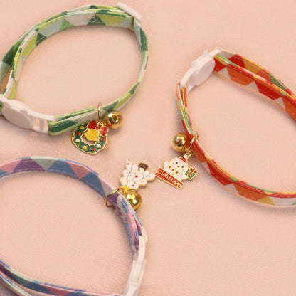 Mokka - Christmas Geometric Triangle Breakaway Cat Collar