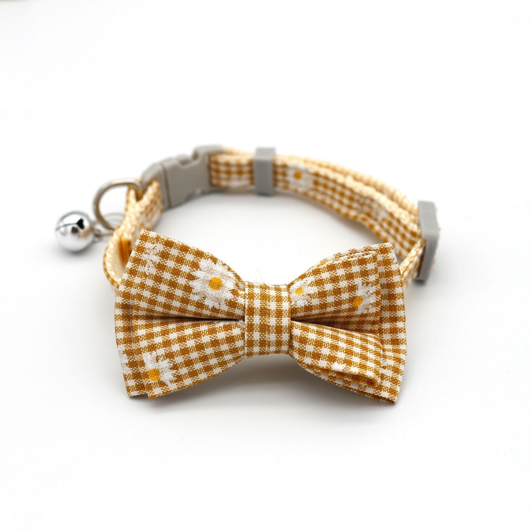 Mokka - Casual Plaid Bell Bow Accent Cat Collar