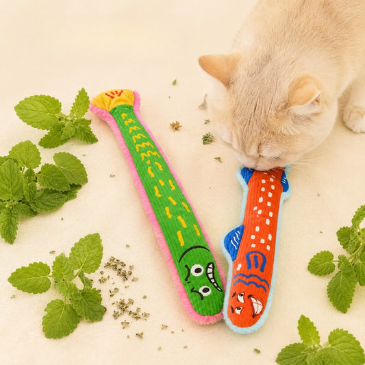 Moo - Fish Shaped Plush Interactive Cat Toy