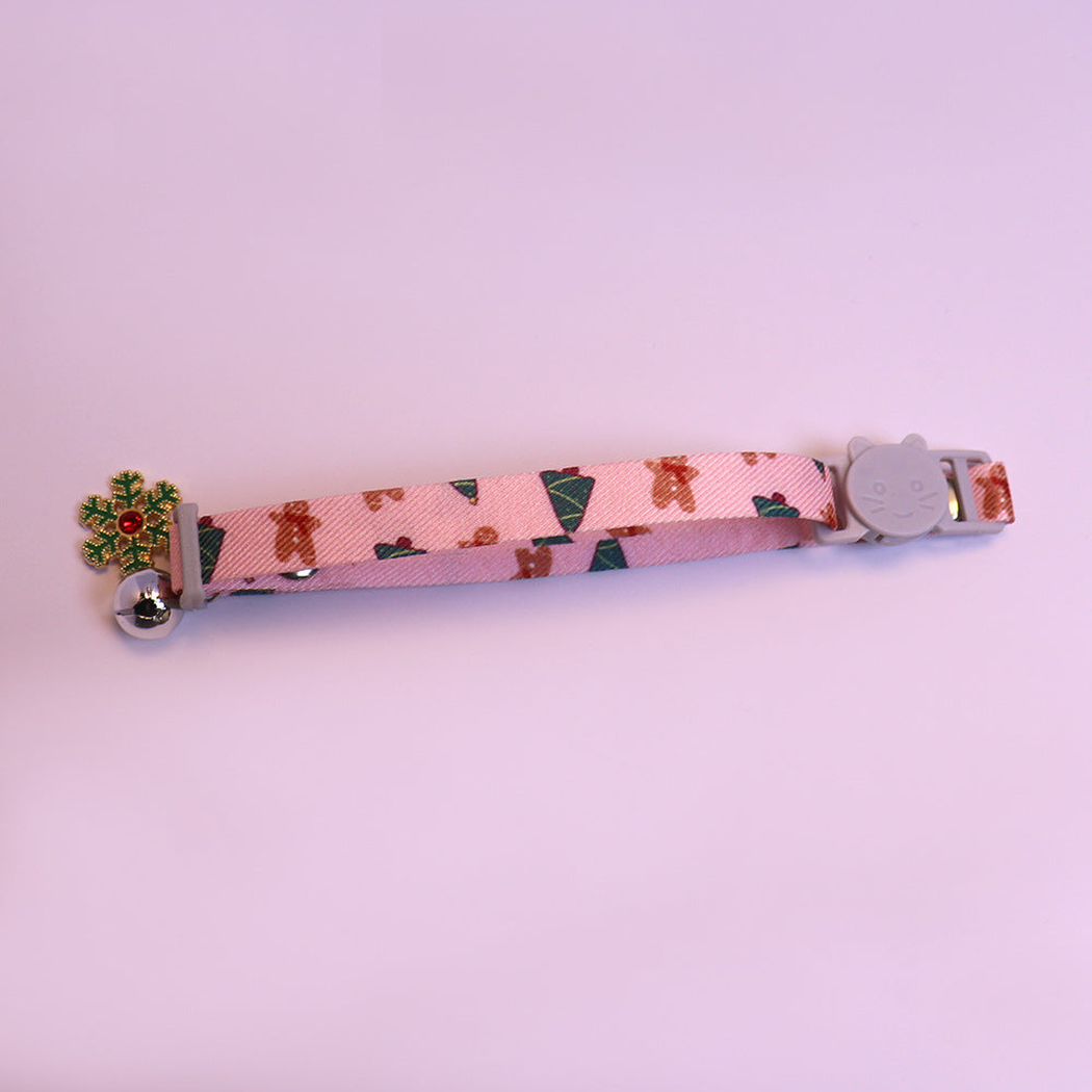 Pink tree and gingerbread-pattern cat collar with cat-face buckle, bell and snowflake charm