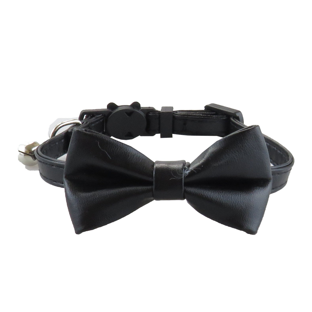 Black bow cat collar with bell, front view