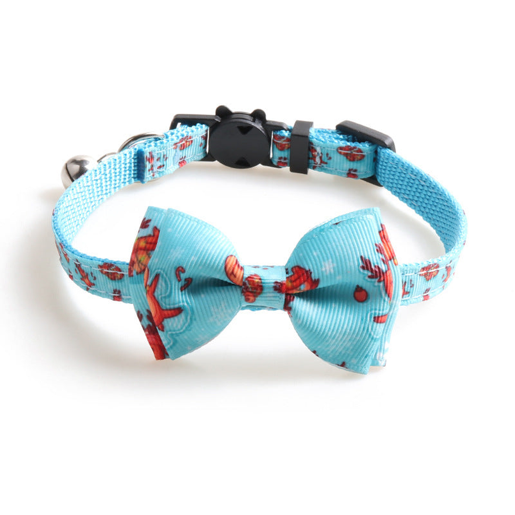 Light blue reindeer and sleigh-pattern bow cat collar with bell and cat-face clasp