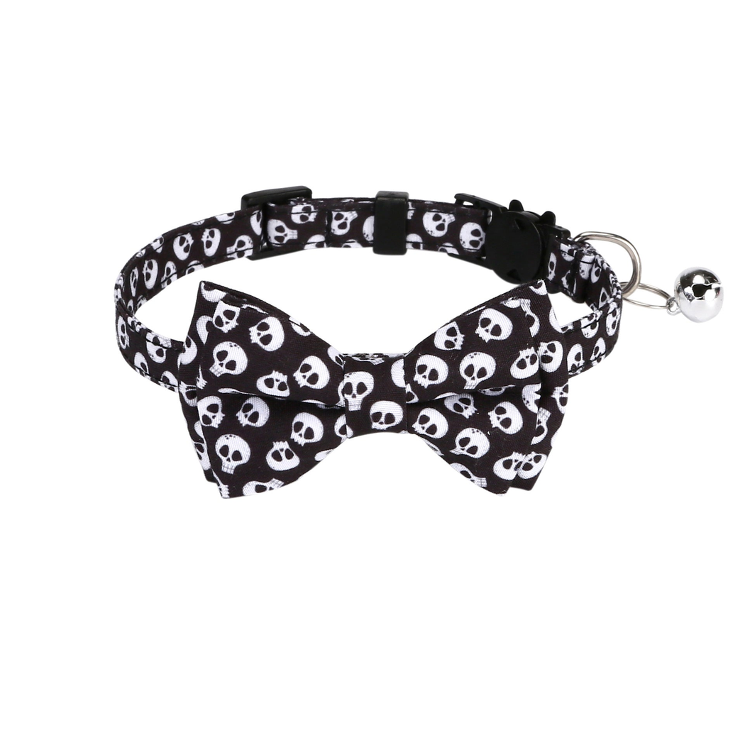 Black Bow cat collar with white skull print and silver-tone bell