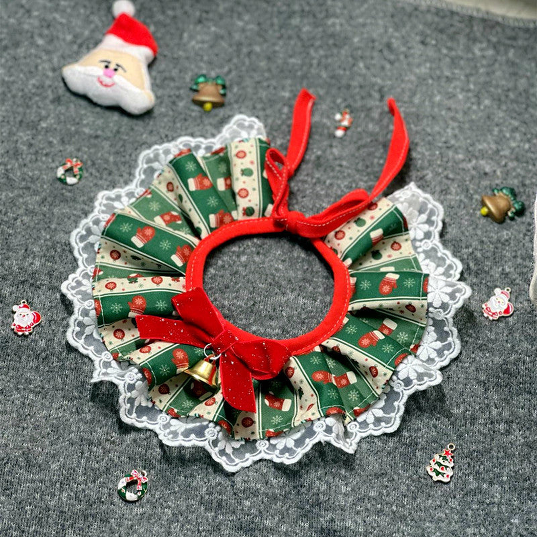 Ornaments style green and cream ruffled pet neckwear with red bow and bell