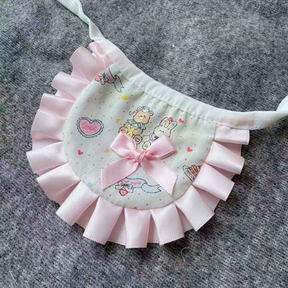 Heart Bear pet neckwear with pink bow and pleated ruffle