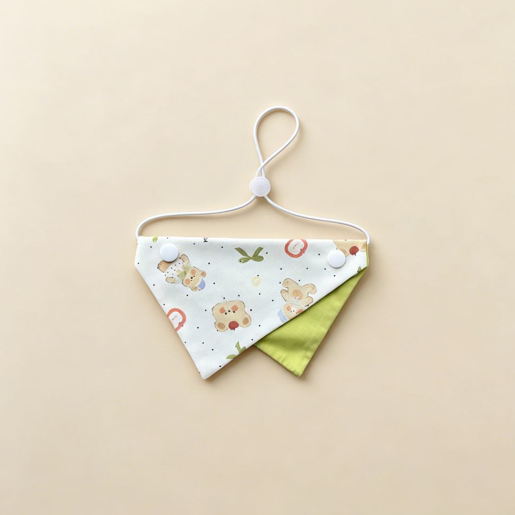 Green Bear Pet Neckwear with small bear motifs, green bows and green underpanel.