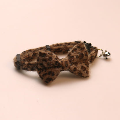 Mokka - Edgy Leopard Pattern Bow Cat Collar