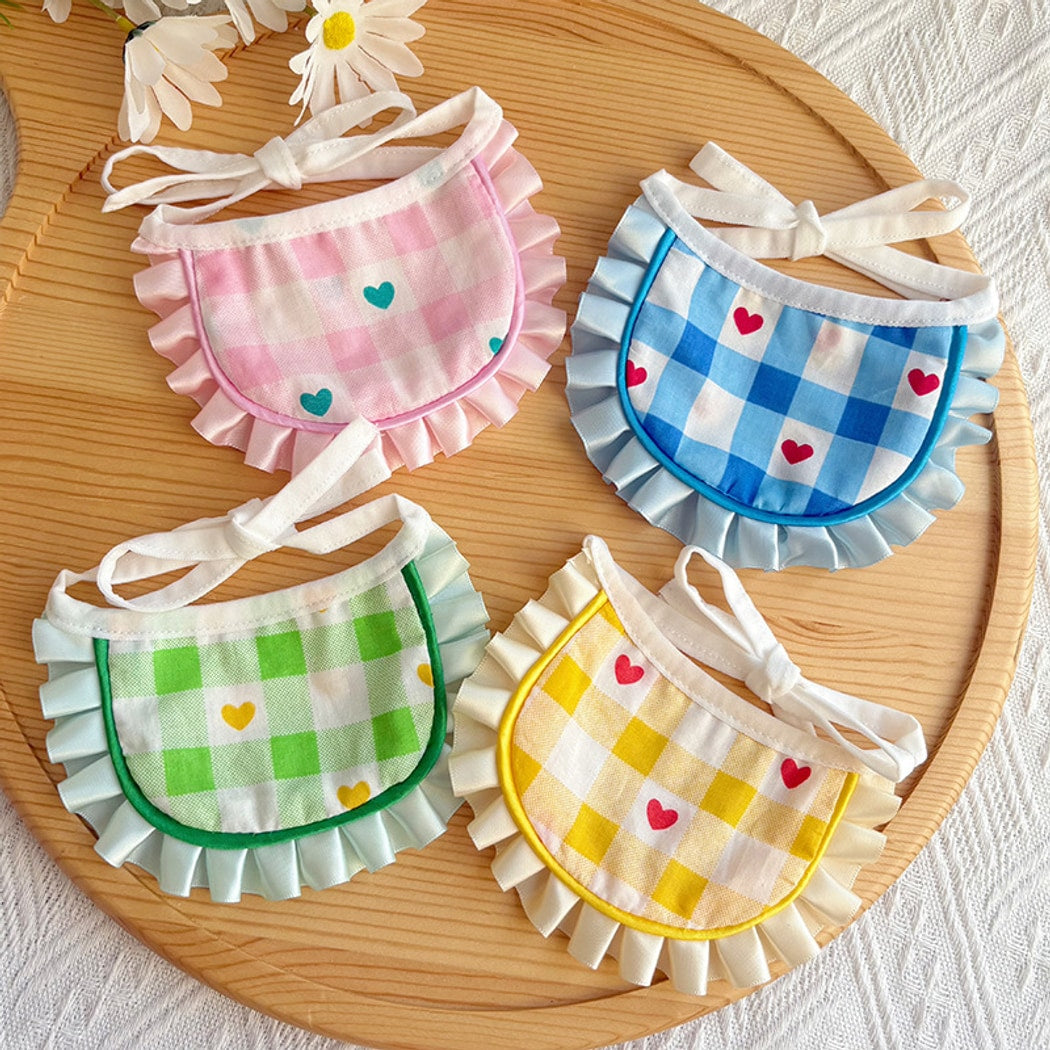 Mokka - Plaid Heart Ruffle Tie Cat Bib