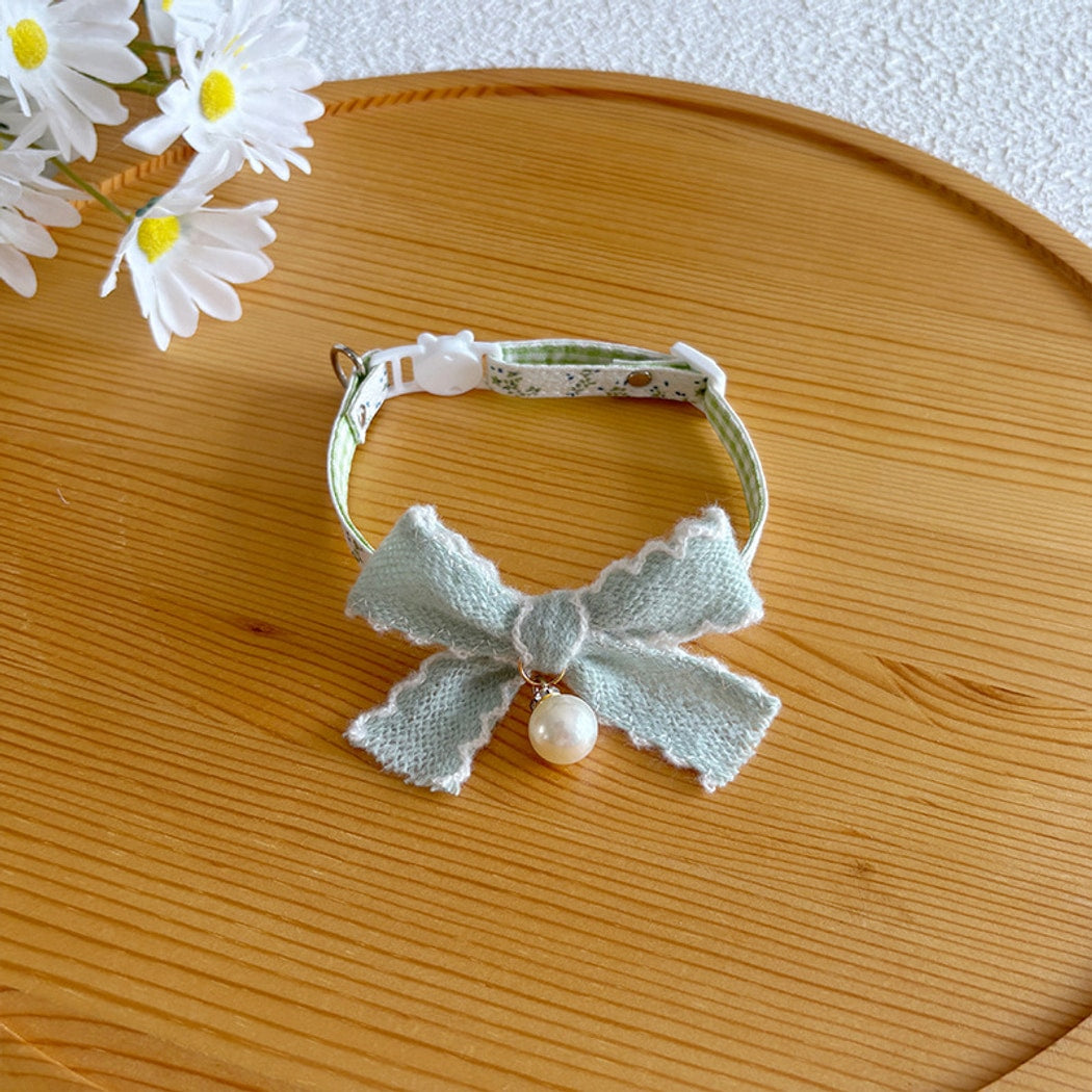 Mokka - Princess Style Bow Accent Cat Collar