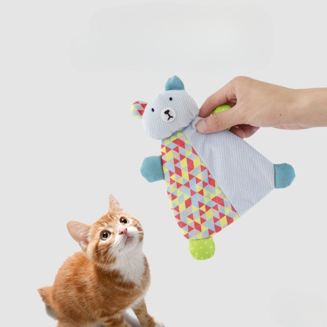 Moo - Plush Bear Cat Kicker Toy