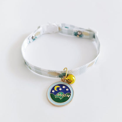 Mokka - Floral Bell Pendant Adjustable Cat Collar